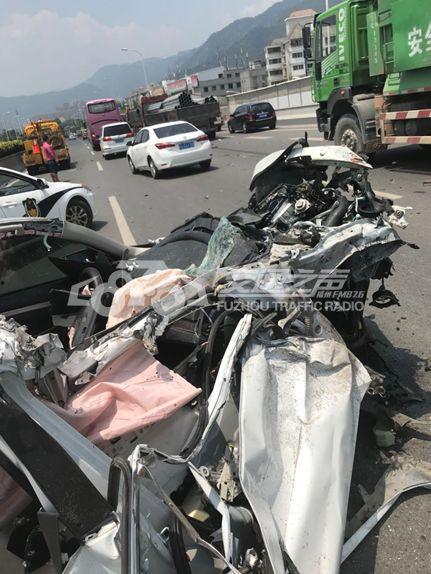 揭阳最新车祸爆料视频曝光,视频曝光惊心动魄现场!
